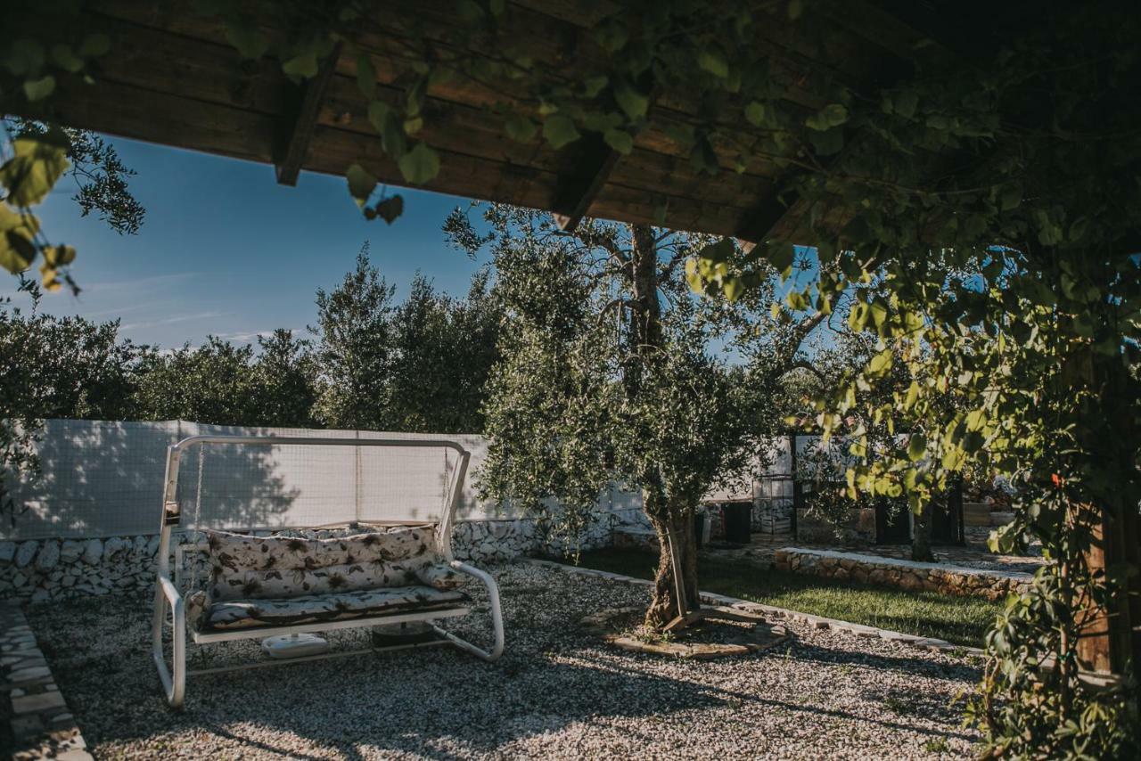 Paradiso Villa Остуні Екстер'єр фото